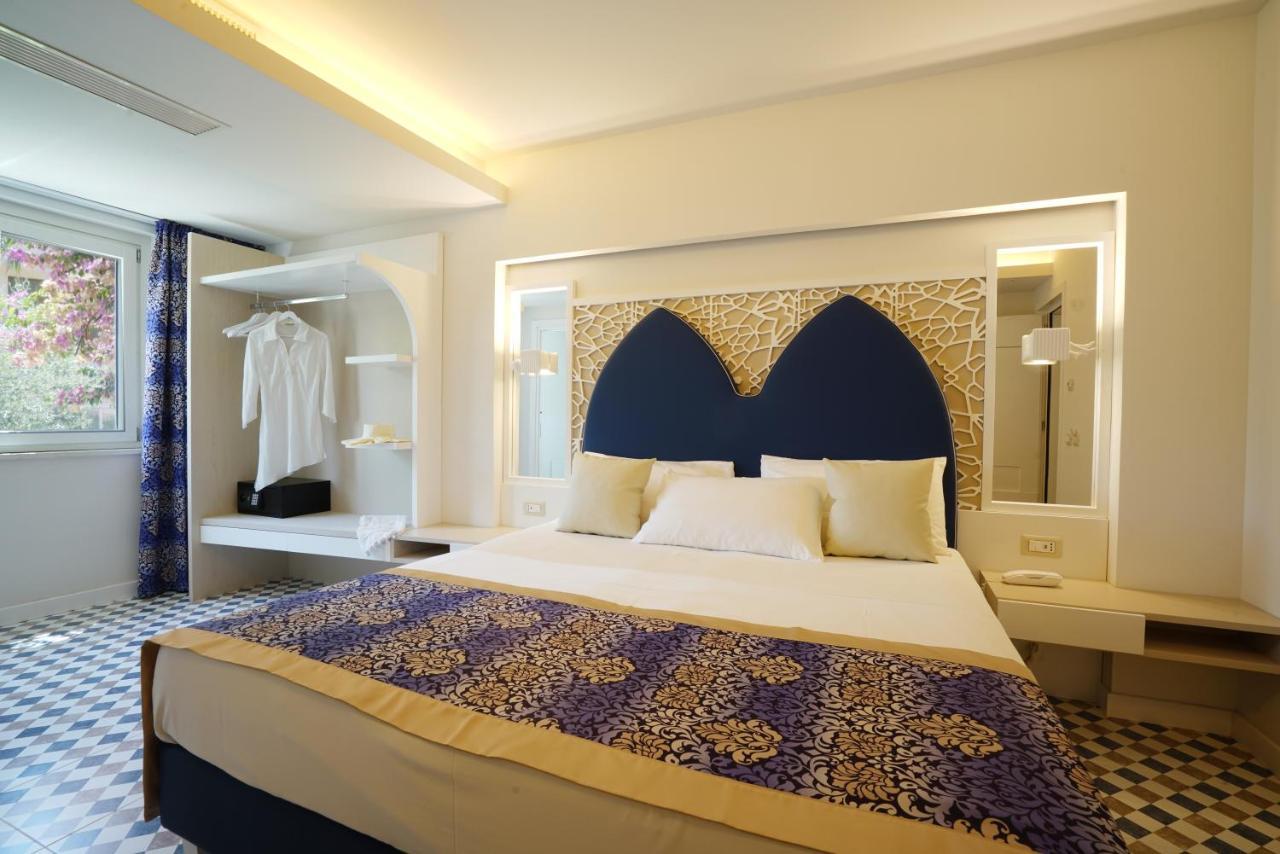 Suite Hotel L'Oasi Di Riaci (Adults Only) Santa Domenica  Luaran gambar