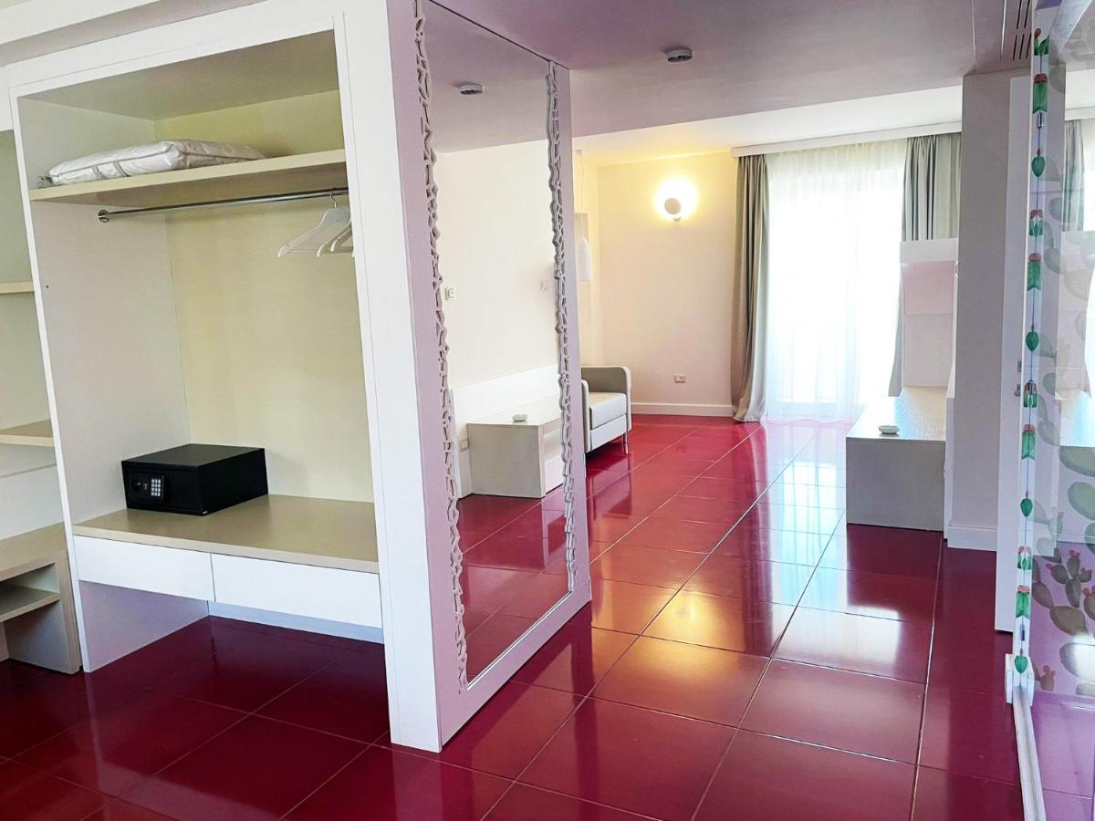 Suite Hotel L'Oasi Di Riaci (Adults Only) Santa Domenica  Luaran gambar